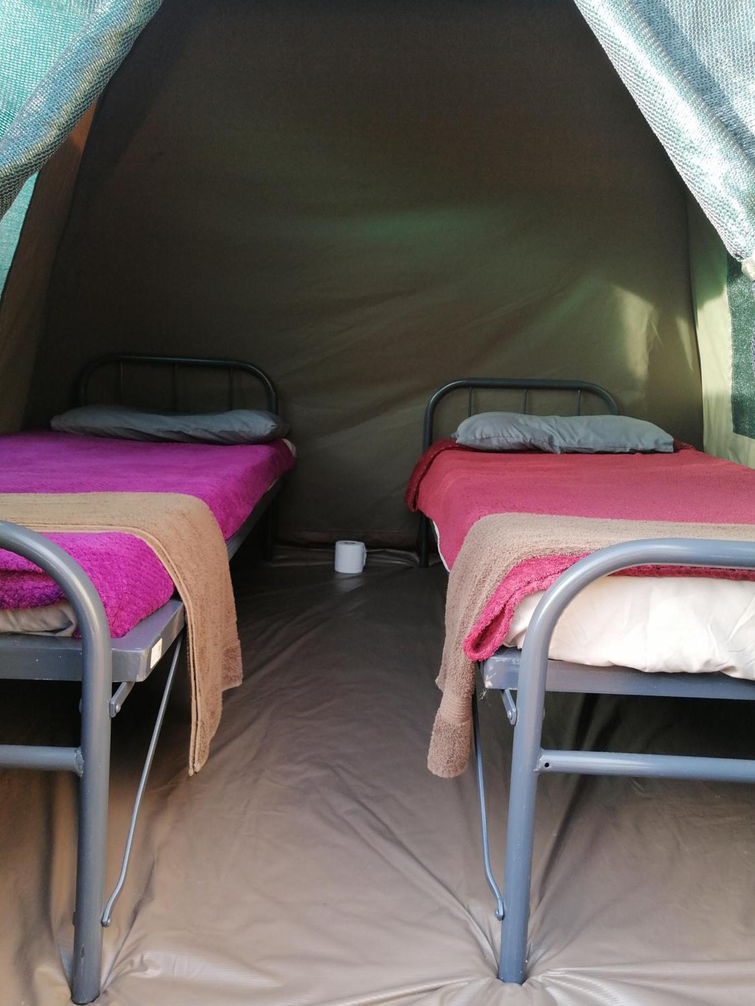 Looks Cottages Self Catering Apartments Kasane Esterno foto